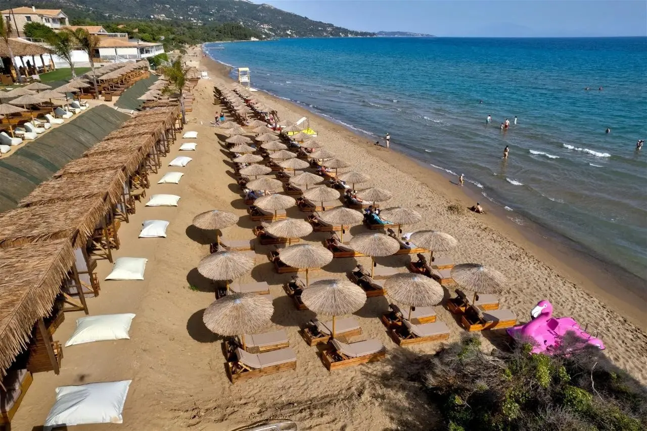 Aspro Krino Dunes — ASPRO KRINO DUNES