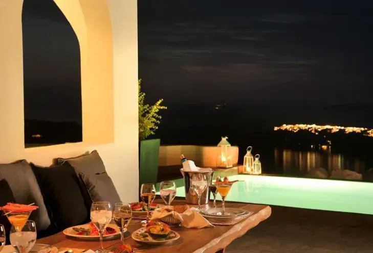 Restauracja i jedzenie w hotelu Avaton Resort & Spa
