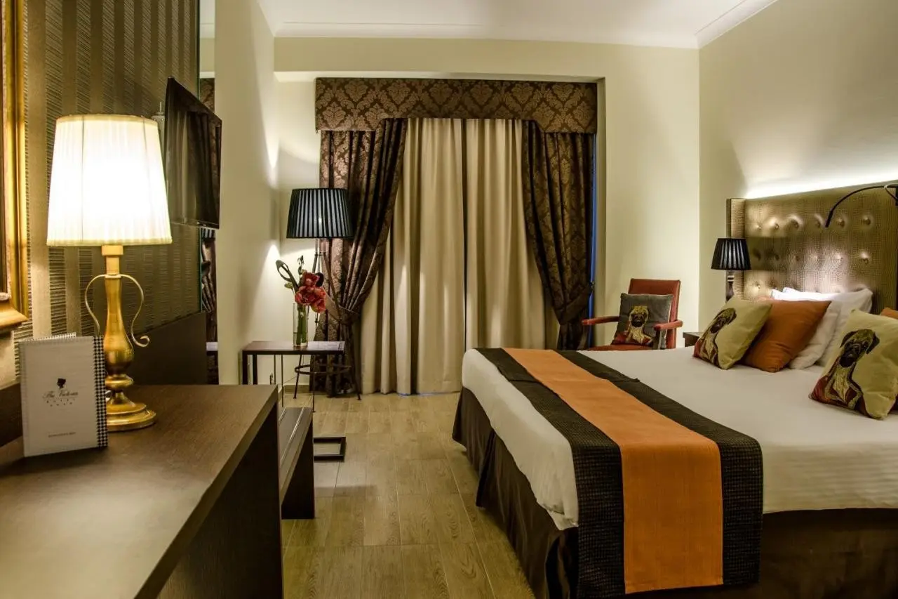 AX The Victoria Hotel — AX THE VICTORIA