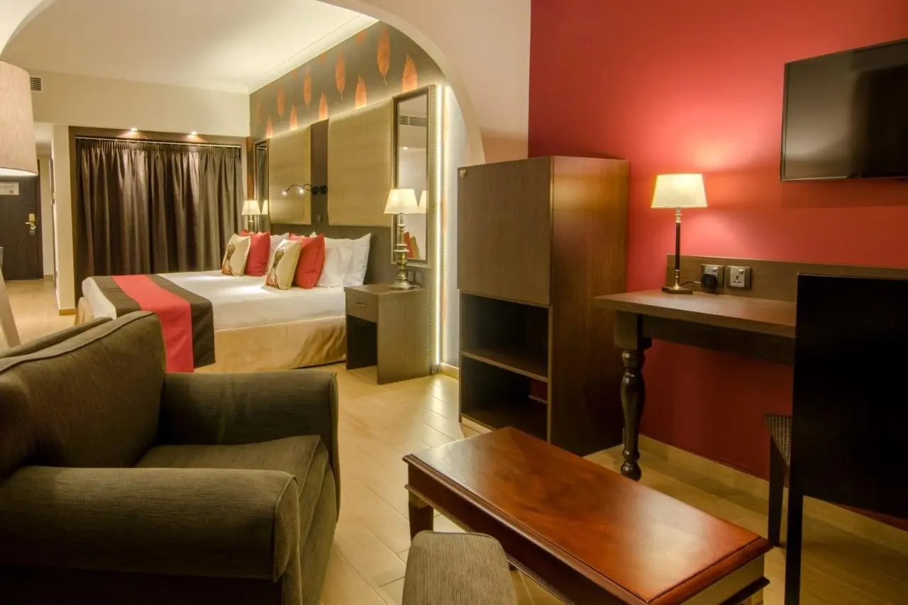 AX The Victoria Hotel — AX THE VICTORIA