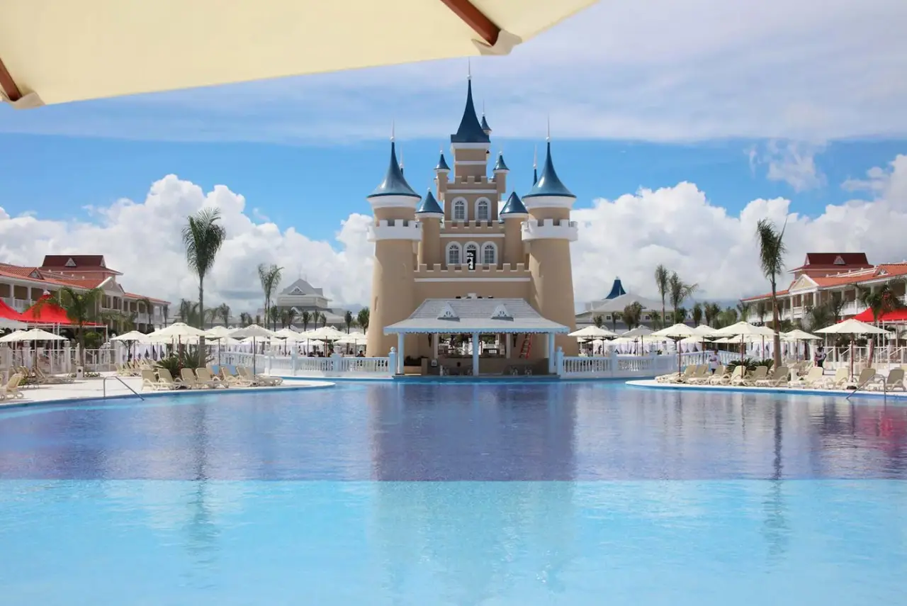 Bahia Principe Fantasia Punta Cana — BAHIA PRINCIPE FANTASIA PUNTA CANA