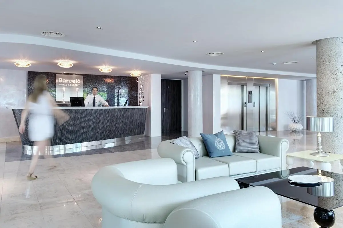 Barcelo Illetas Albatros — BARCELO ILLETAS ALBATROS