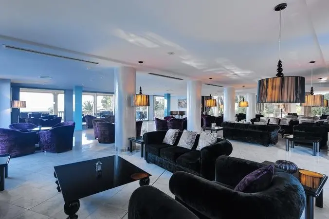 Barcelo Illetas Albatros — BARCELO ILLETAS ALBATROS