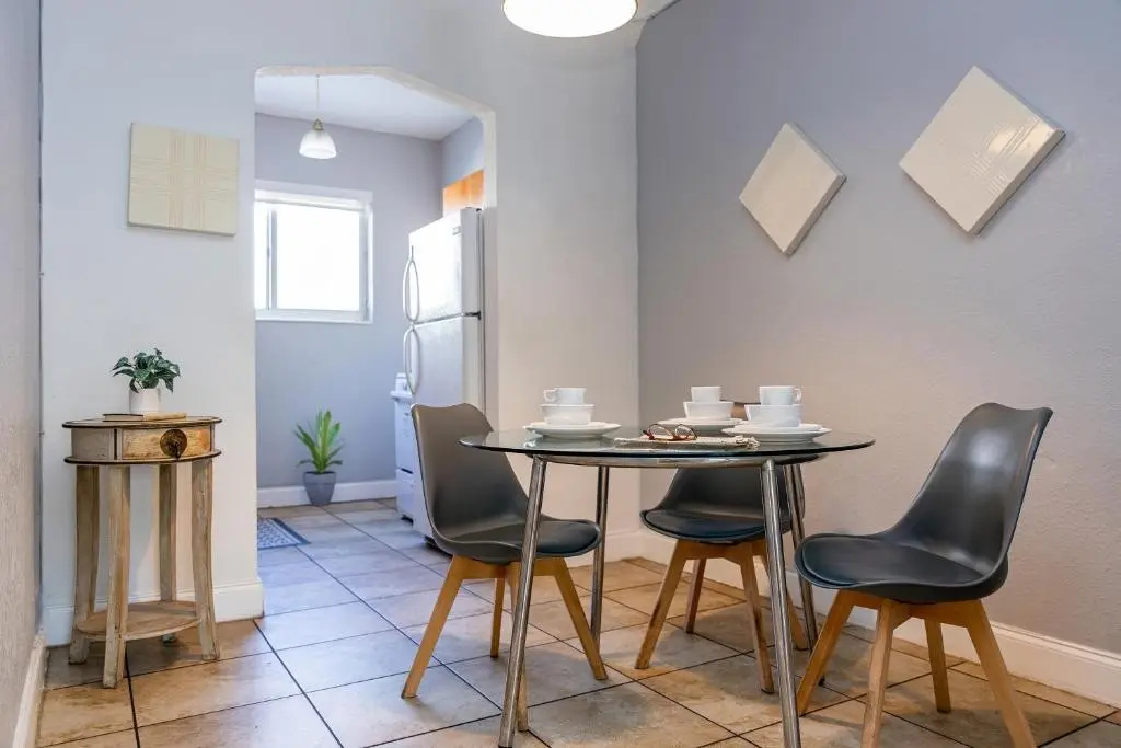 Beachside Apartment Hotel Miami — BEACHSIDE APARTMENT HOTEL MIAMI