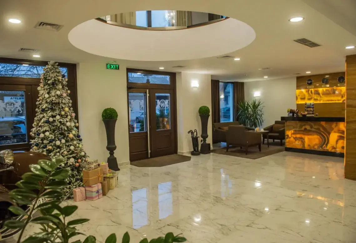 Lobby hotelu Bernardazzi Grand