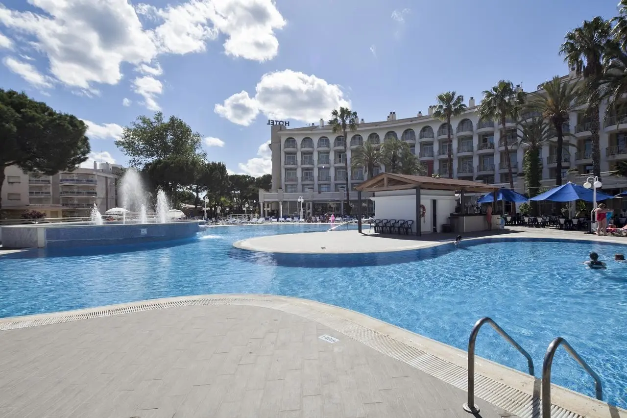 Best Cambrils — BEST CAMBRILS