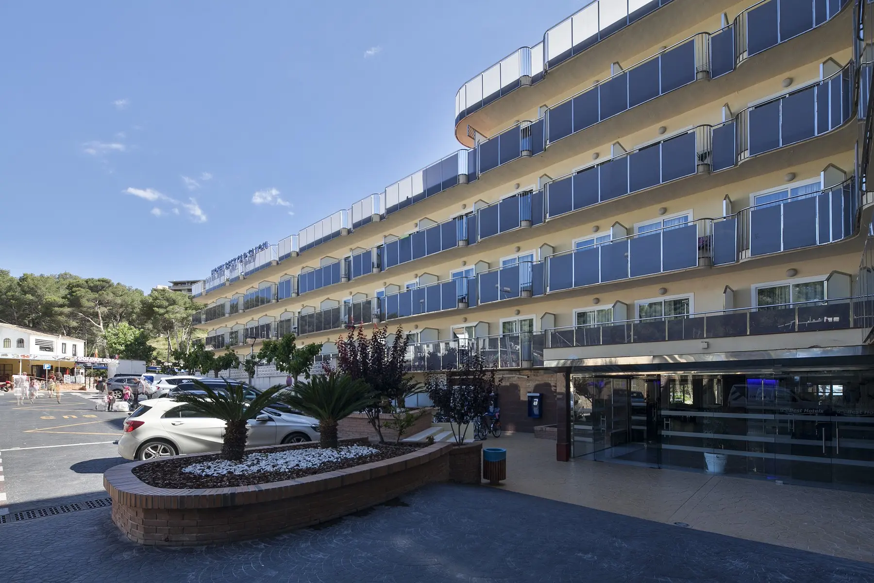 Best Cap Salou — BEST CAP SALOU