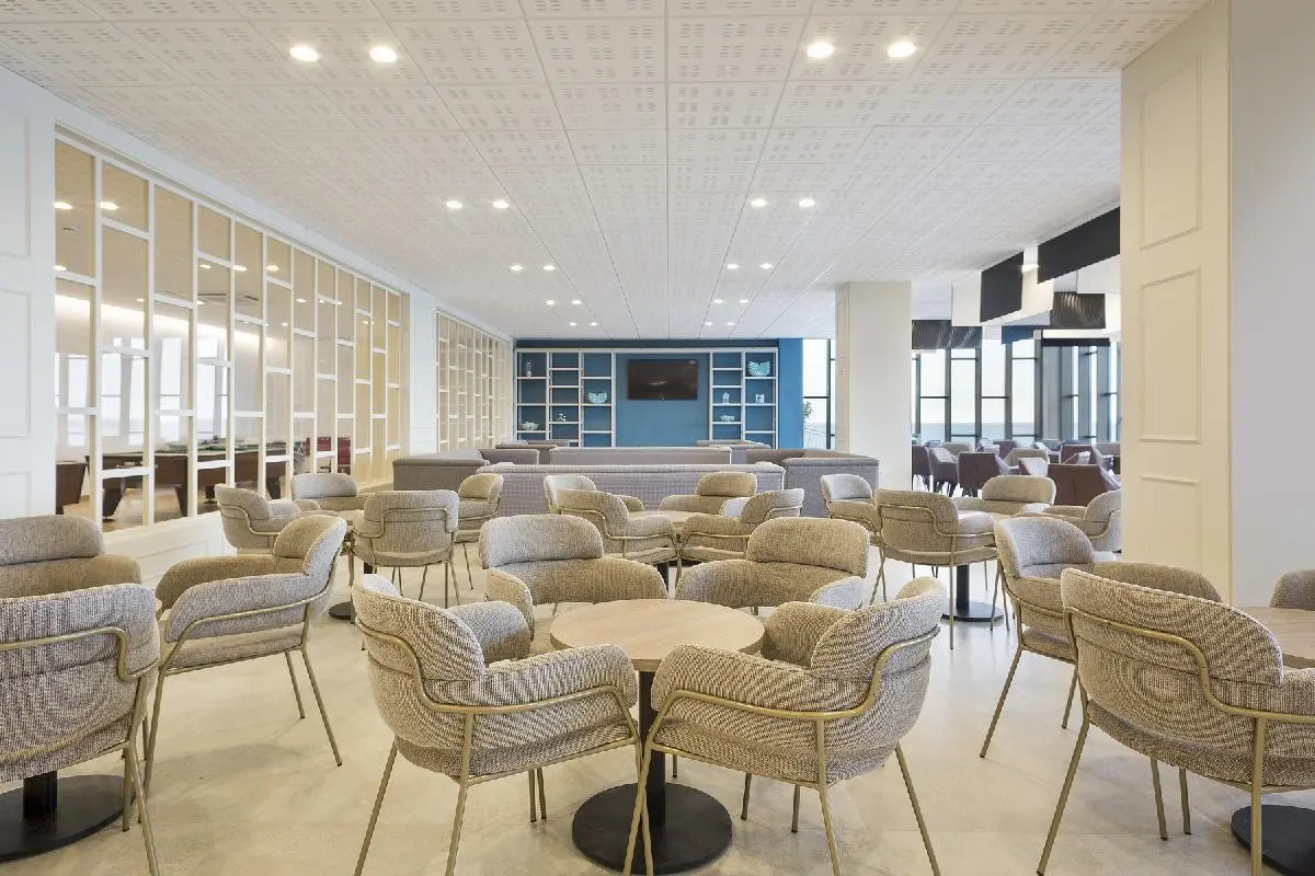 Best Negresco — BEST NEGRESCO