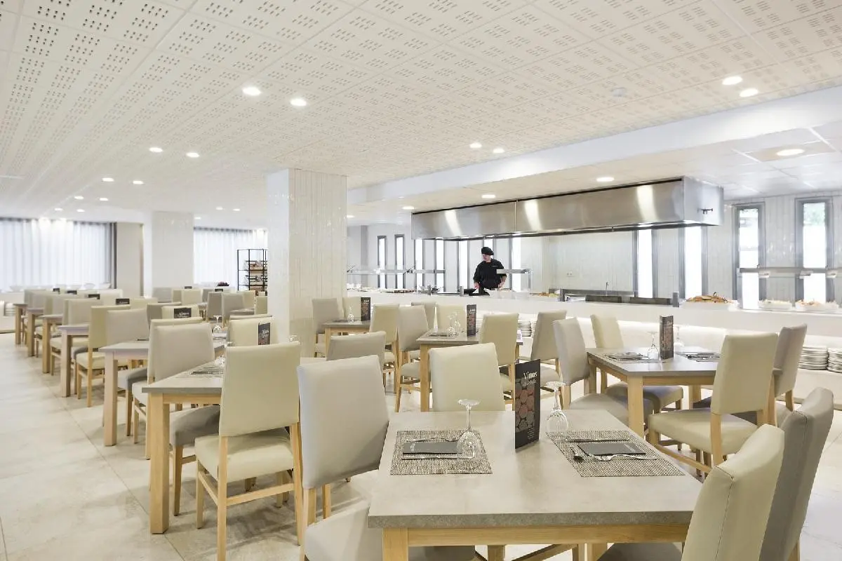 Best Negresco — BEST NEGRESCO