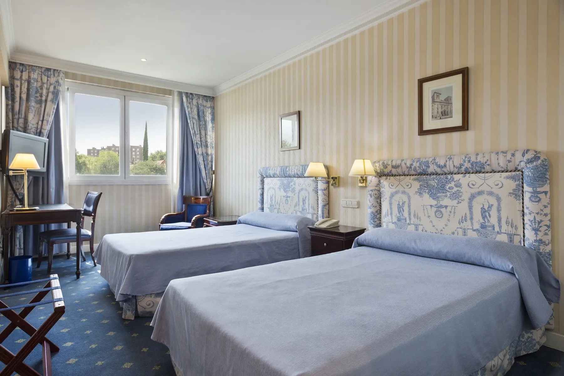 Best Osuna Madrid Feria — BEST OSUNA MADRID FERIA