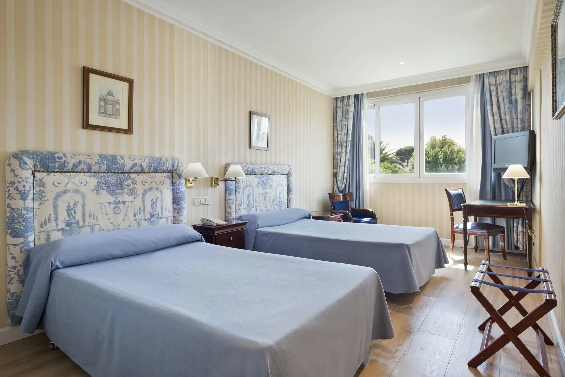 Best Osuna Madrid Feria — BEST OSUNA MADRID FERIA