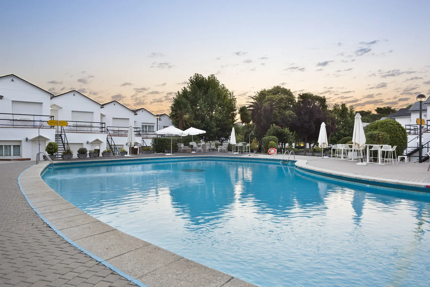 Best Osuna Madrid Feria — BEST OSUNA MADRID FERIA