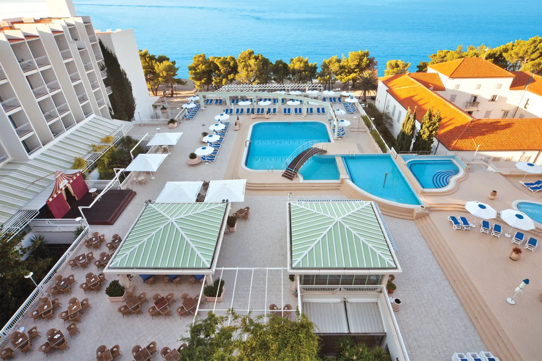 Basen w hotelu Bluesun Alga