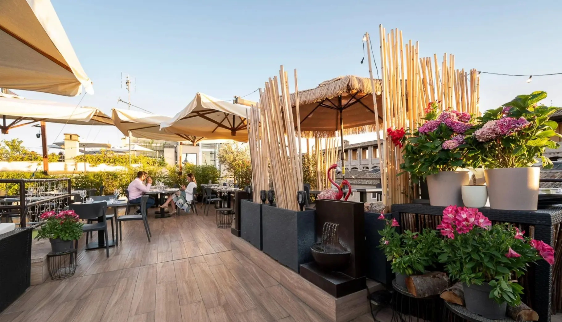 Restauracja i jedzenie w hotelu Boutique Hotel Caravita Rome