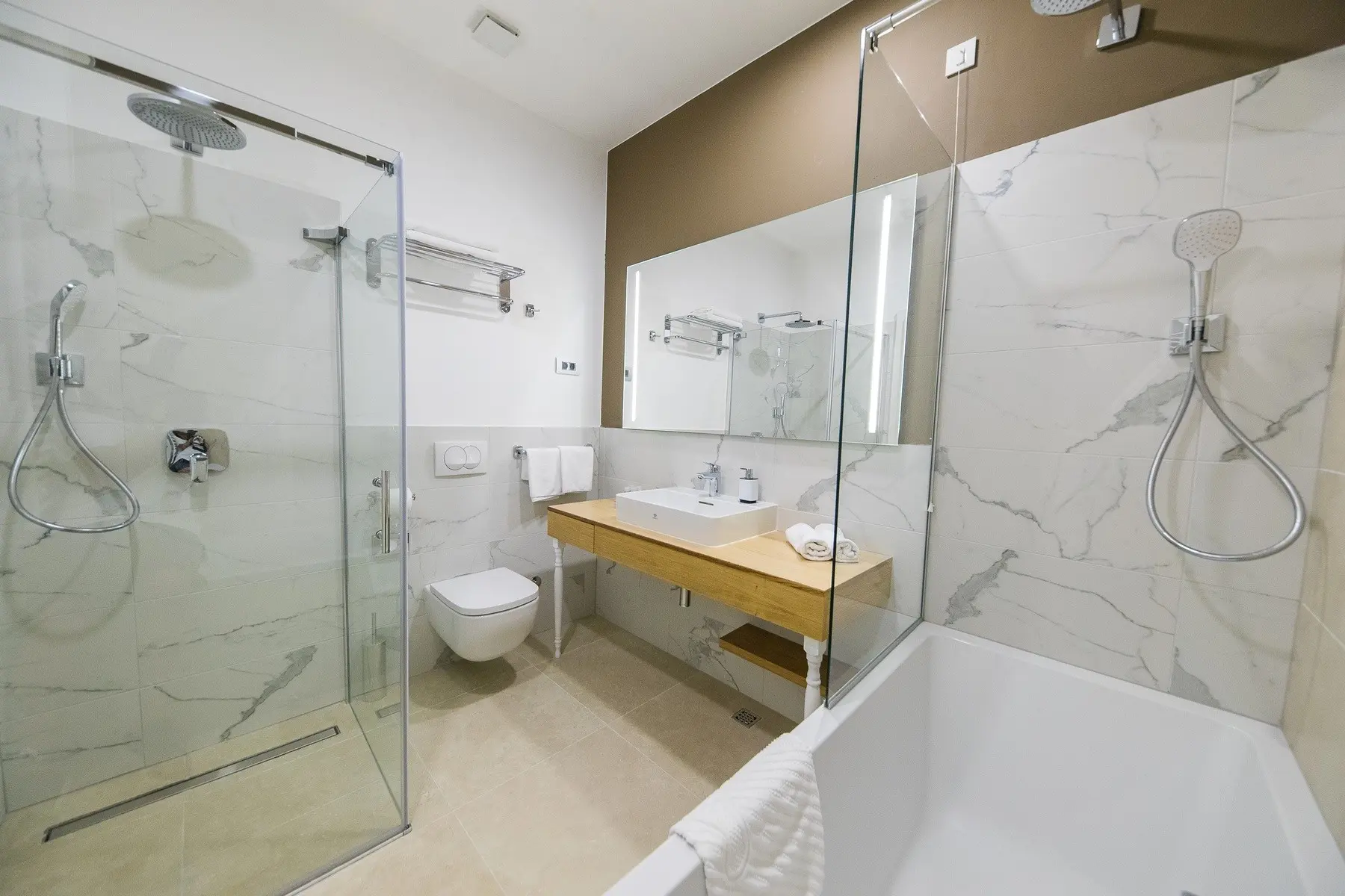 Łazienka w pokoju hotelu Boutique Hotel Esplanade