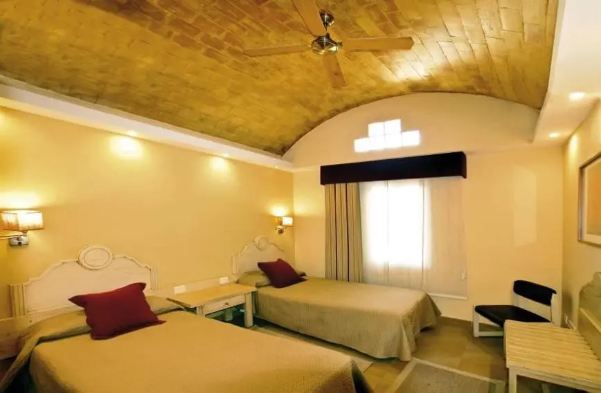 Bungalows Cordial Biarritz — BUNGALOWS CORDIAL BIARRITZ