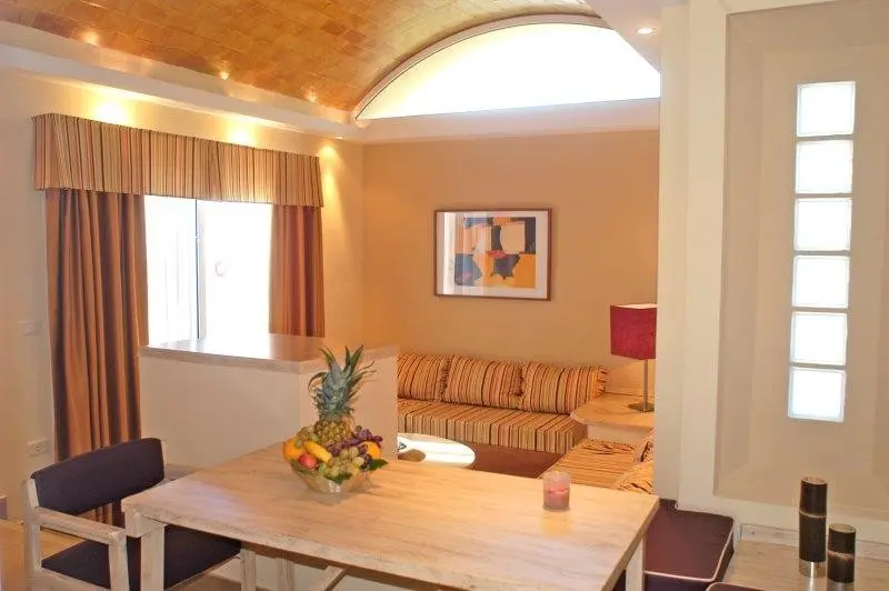 Bungalows Cordial Biarritz — BUNGALOWS CORDIAL BIARRITZ