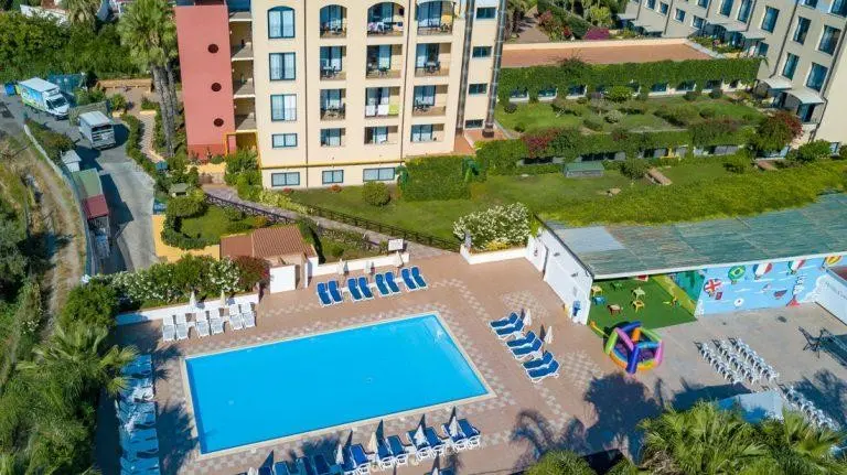 Caesar Palace Hotel — CAESAR PALACE