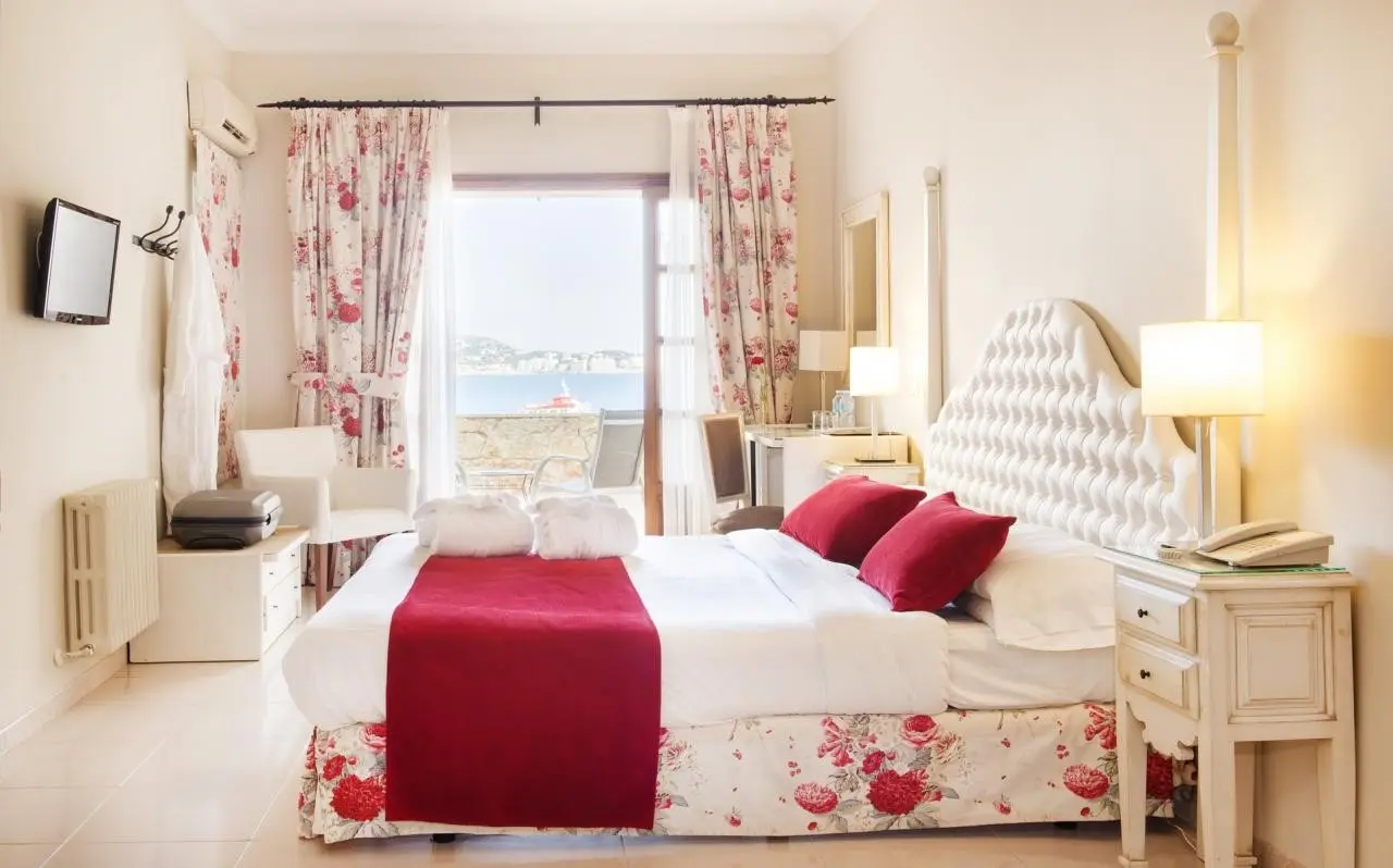 Pokój w hotelu Cala Fornells Hotel