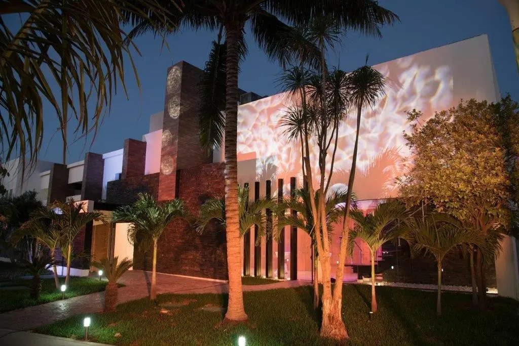 Cancun Bay Resort — CANCUN BAY RESORT