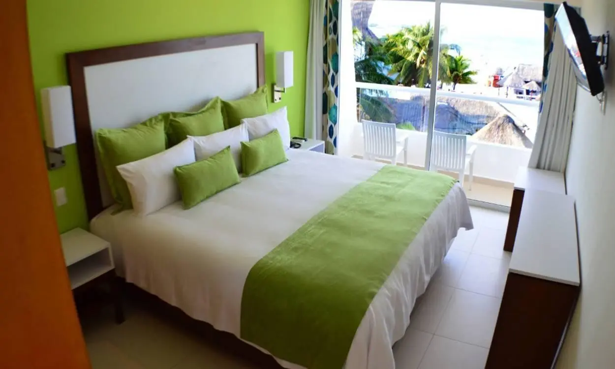 Cancun Bay Resort — CANCUN BAY RESORT