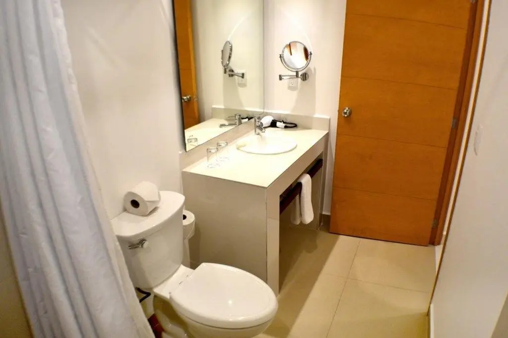 Cancun Bay Resort — CANCUN BAY RESORT