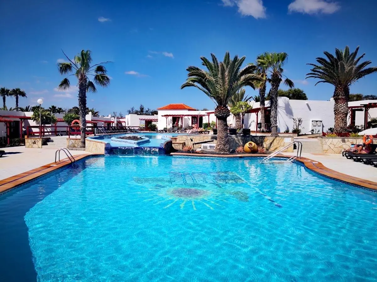 Castillo Playa — CASTILLO PLAYA