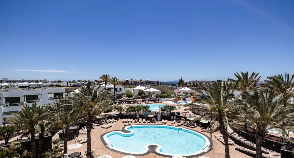 Basen w hotelu CayBeach Sun