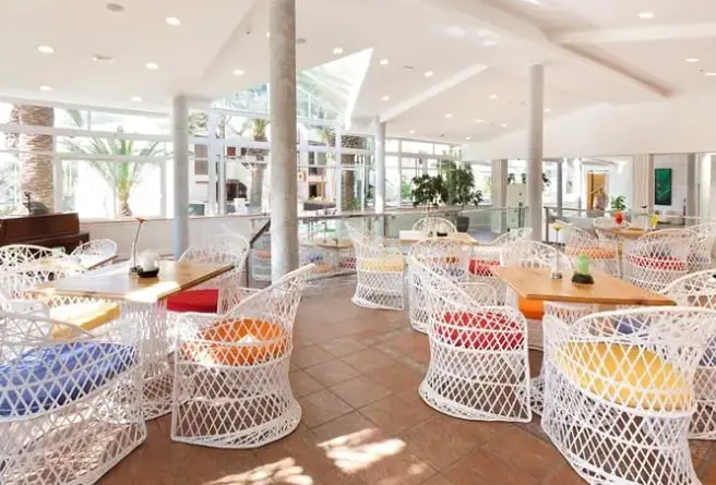 Lobby hotelu Checkin Bungalows Atlantida