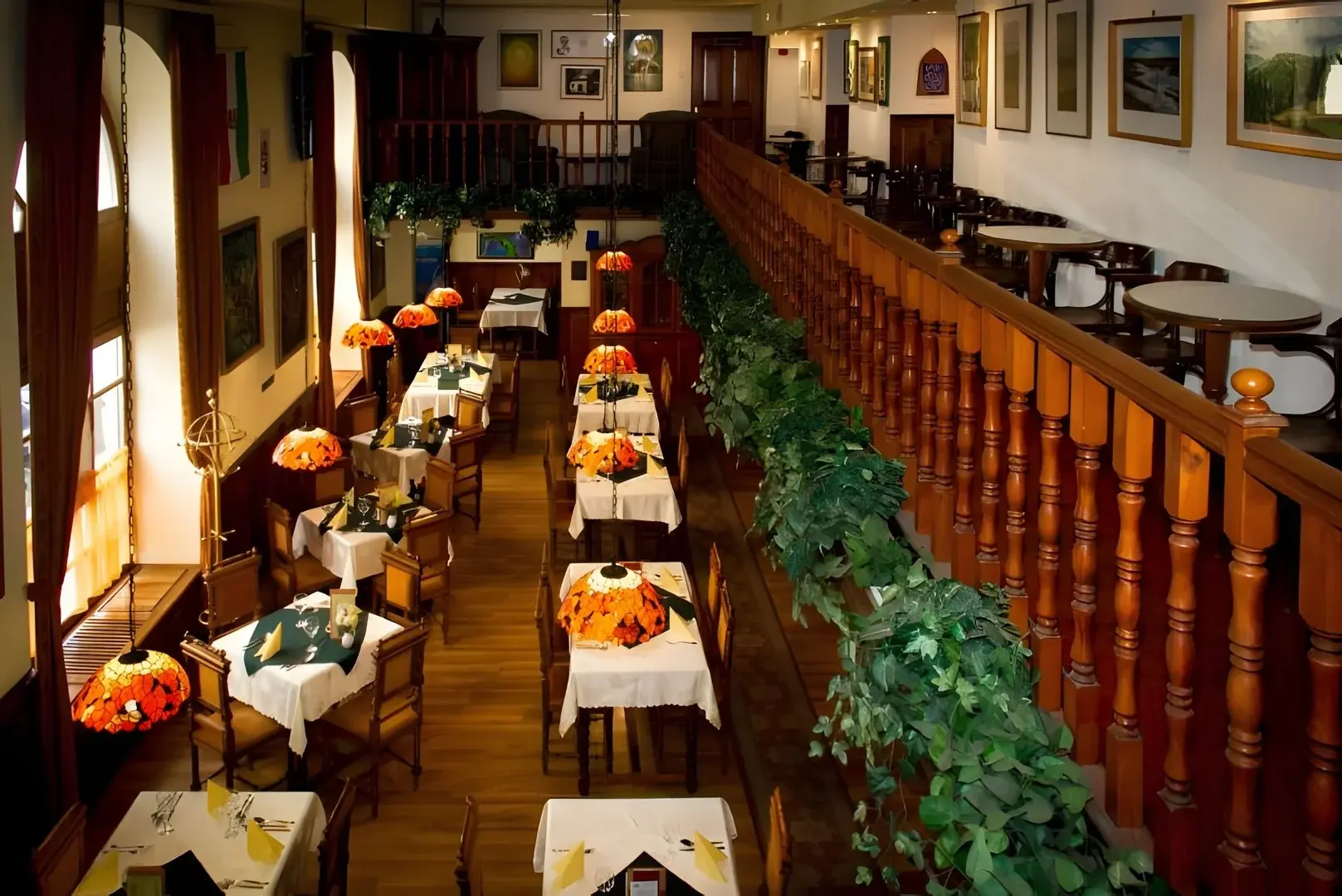 Restauracja i jedzenie w hotelu City Hotel Unio