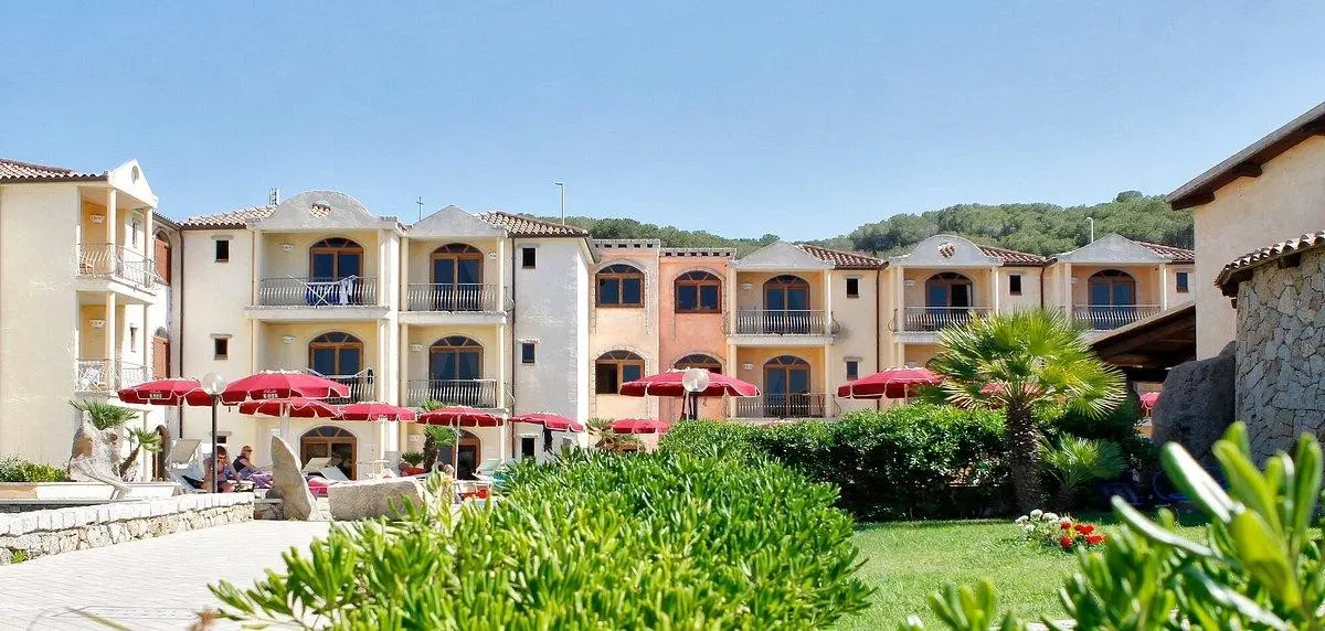 Club Esse Posada Beach — CLUB ESSE POSADA BEACH