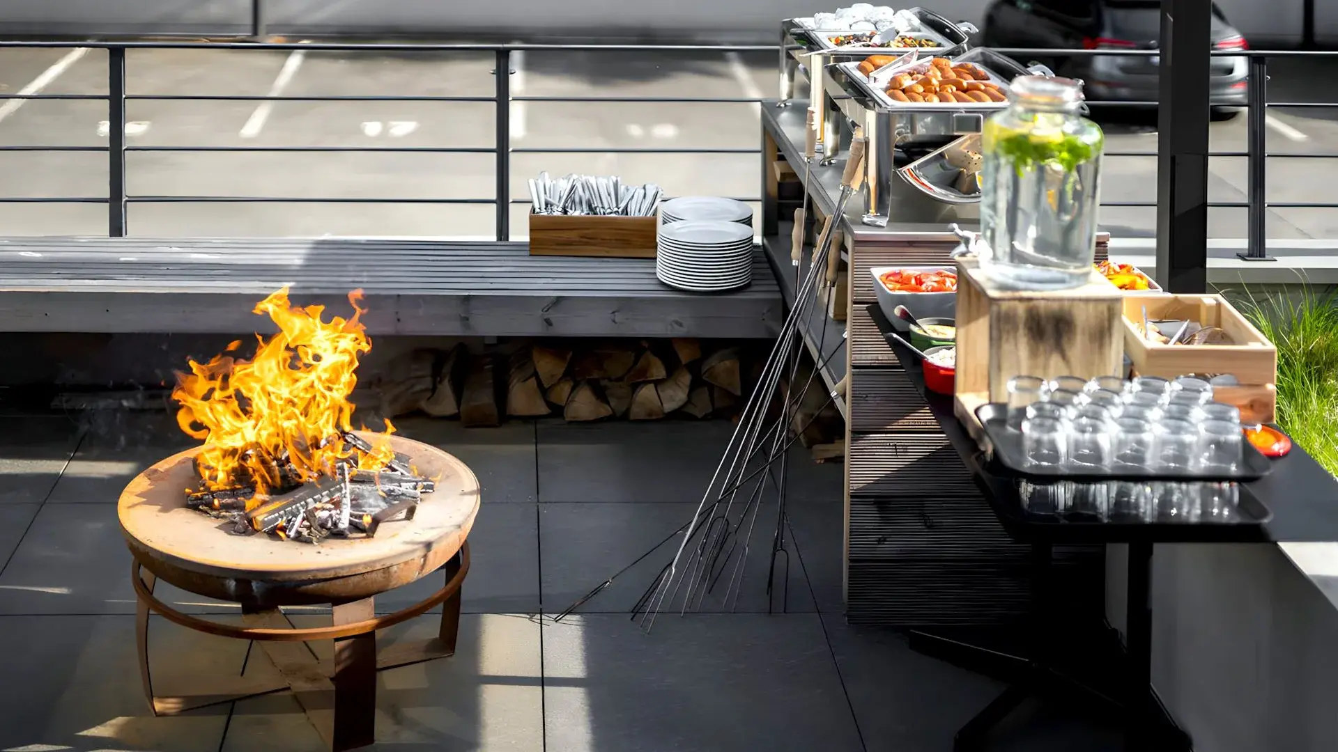 Restauracja i jedzenie w hotelu Comfort Prague City East