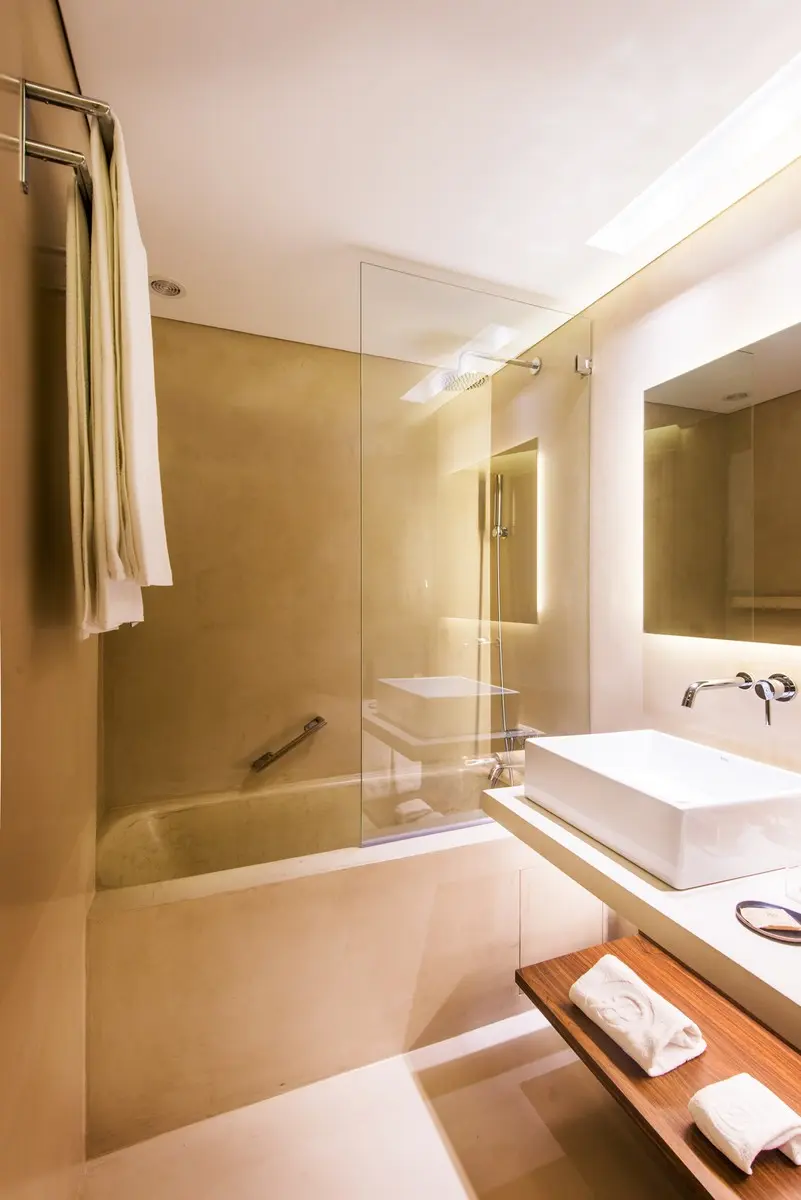 Dom Henrique — DOM HENRIQUE