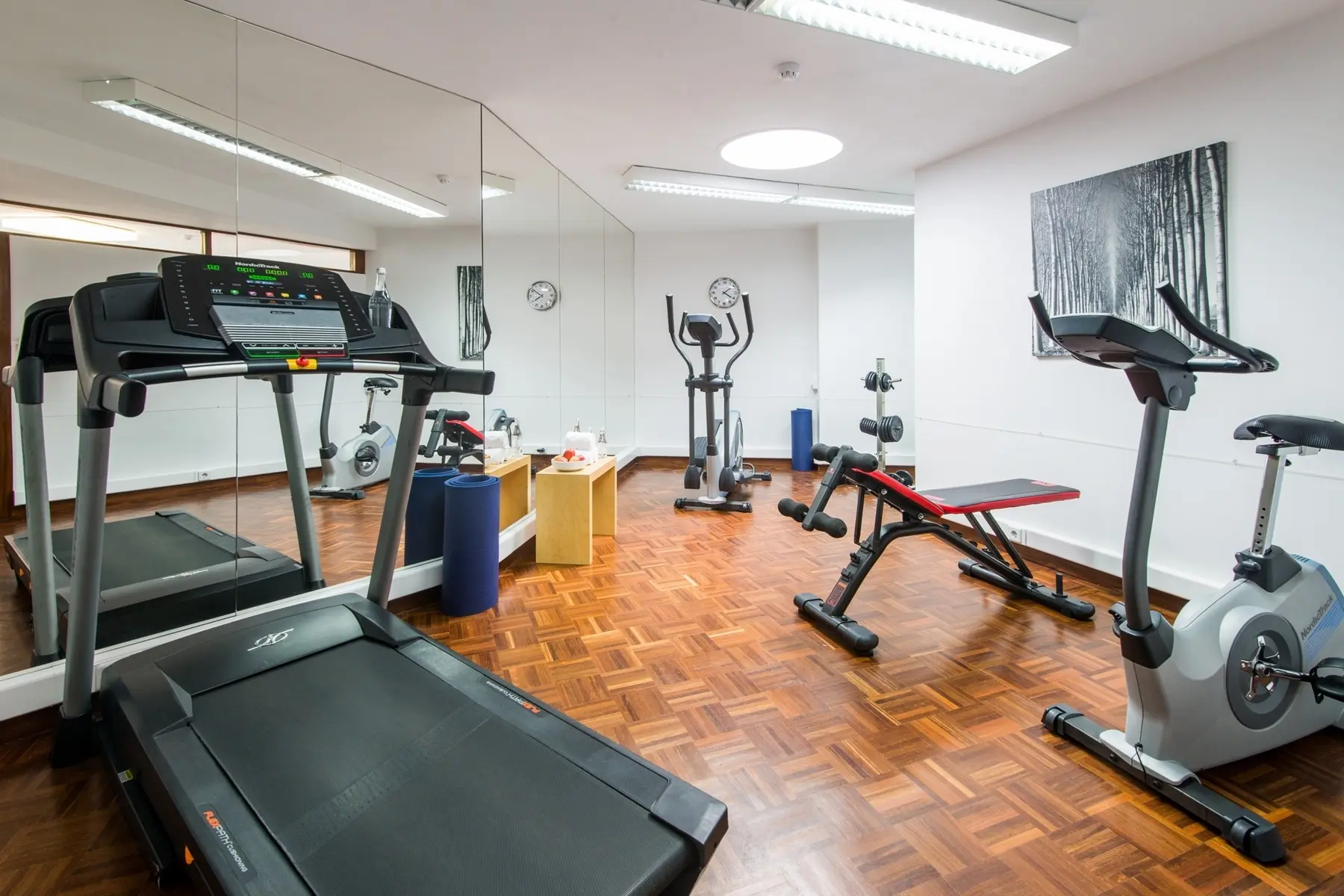 Dom Henrique — DOM HENRIQUE