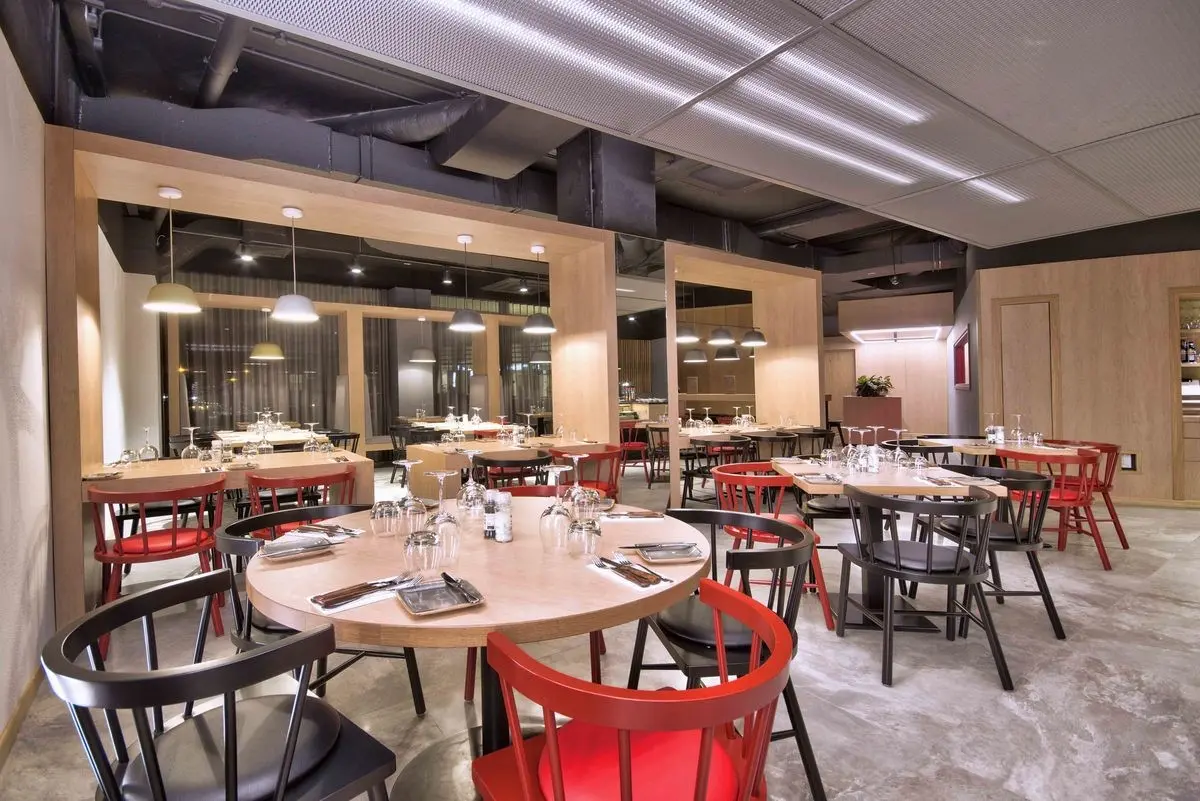 Restauracja i jedzenie w hotelu Doms Boutique Living