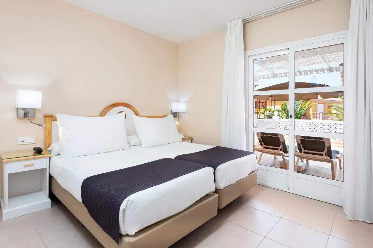 El Duque Hotel — EL DUQUE