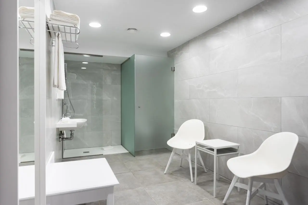 El Duque Hotel — EL DUQUE