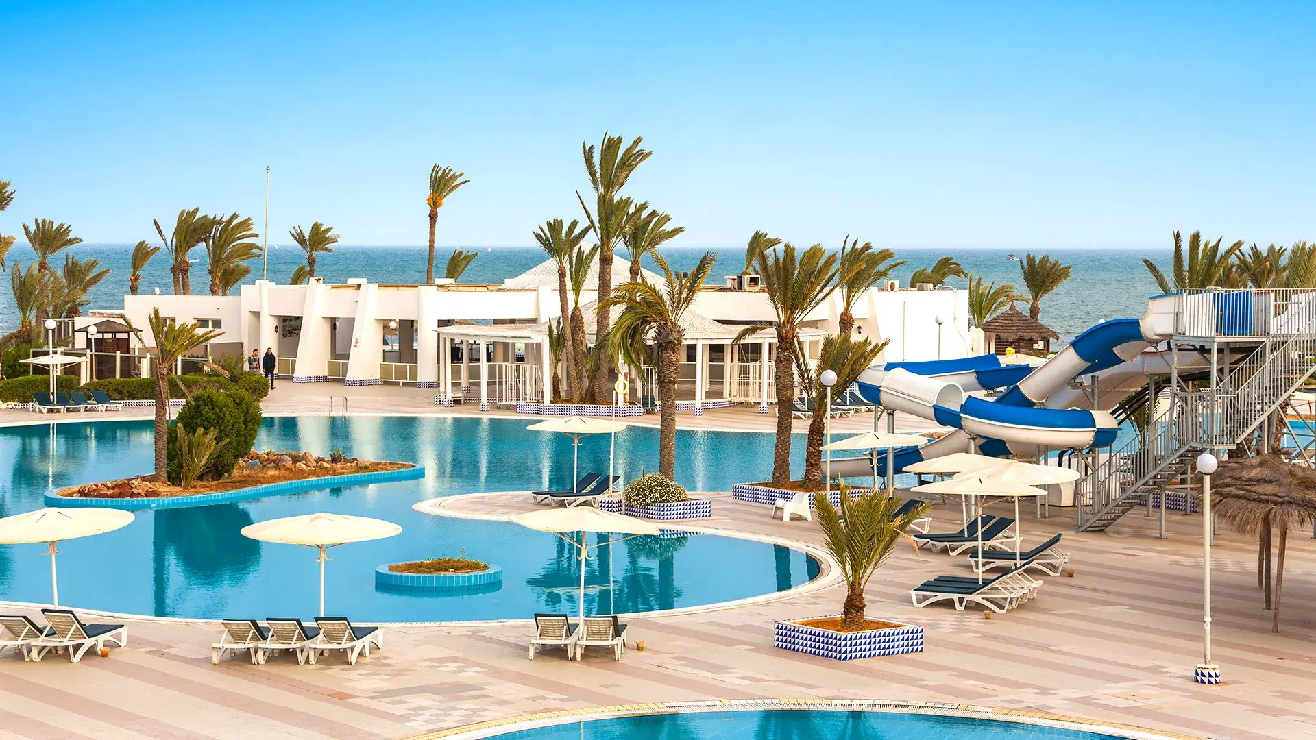 Basen w hotelu El Mouradi Djerba Menzel