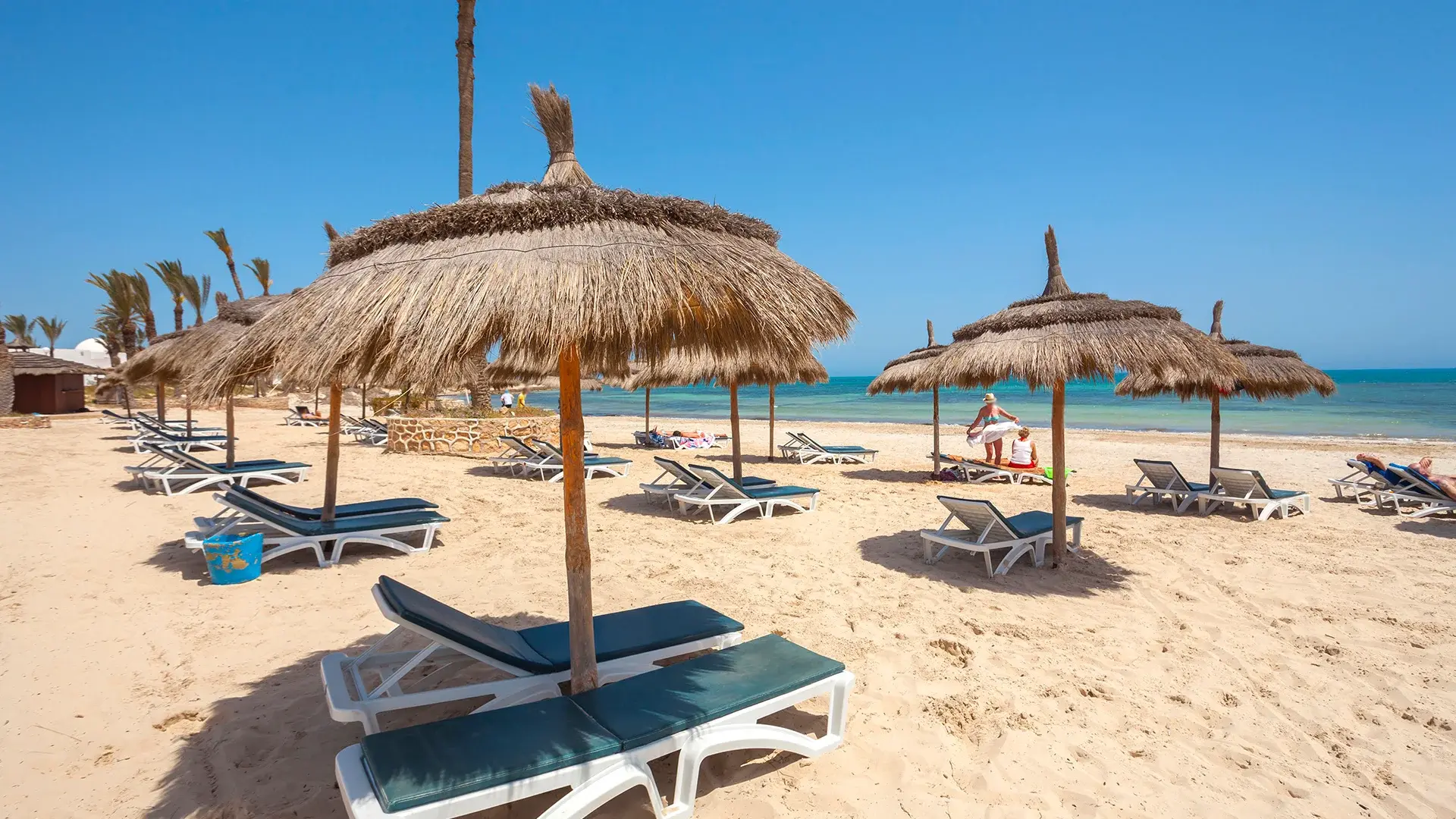 Plaża przy hotelu El Mouradi Djerba Menzel