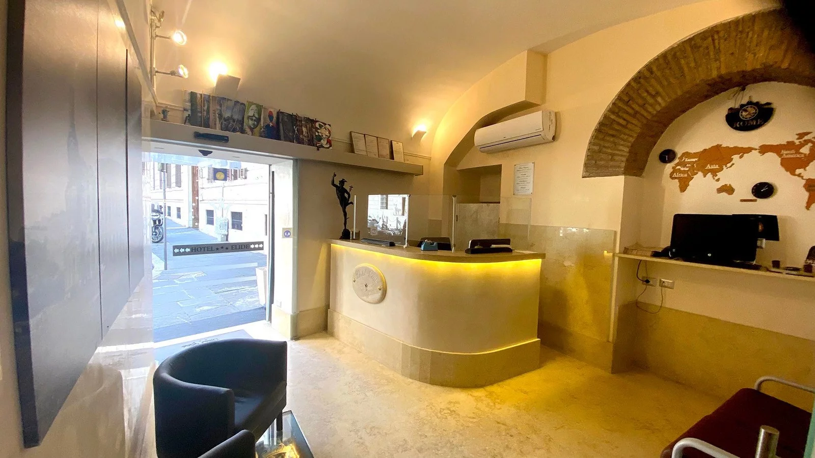 Hotel Elide