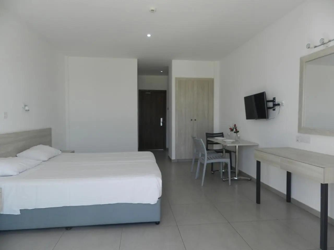 Evabelle Napa Hotel Apartments — EVABELLE NAPA