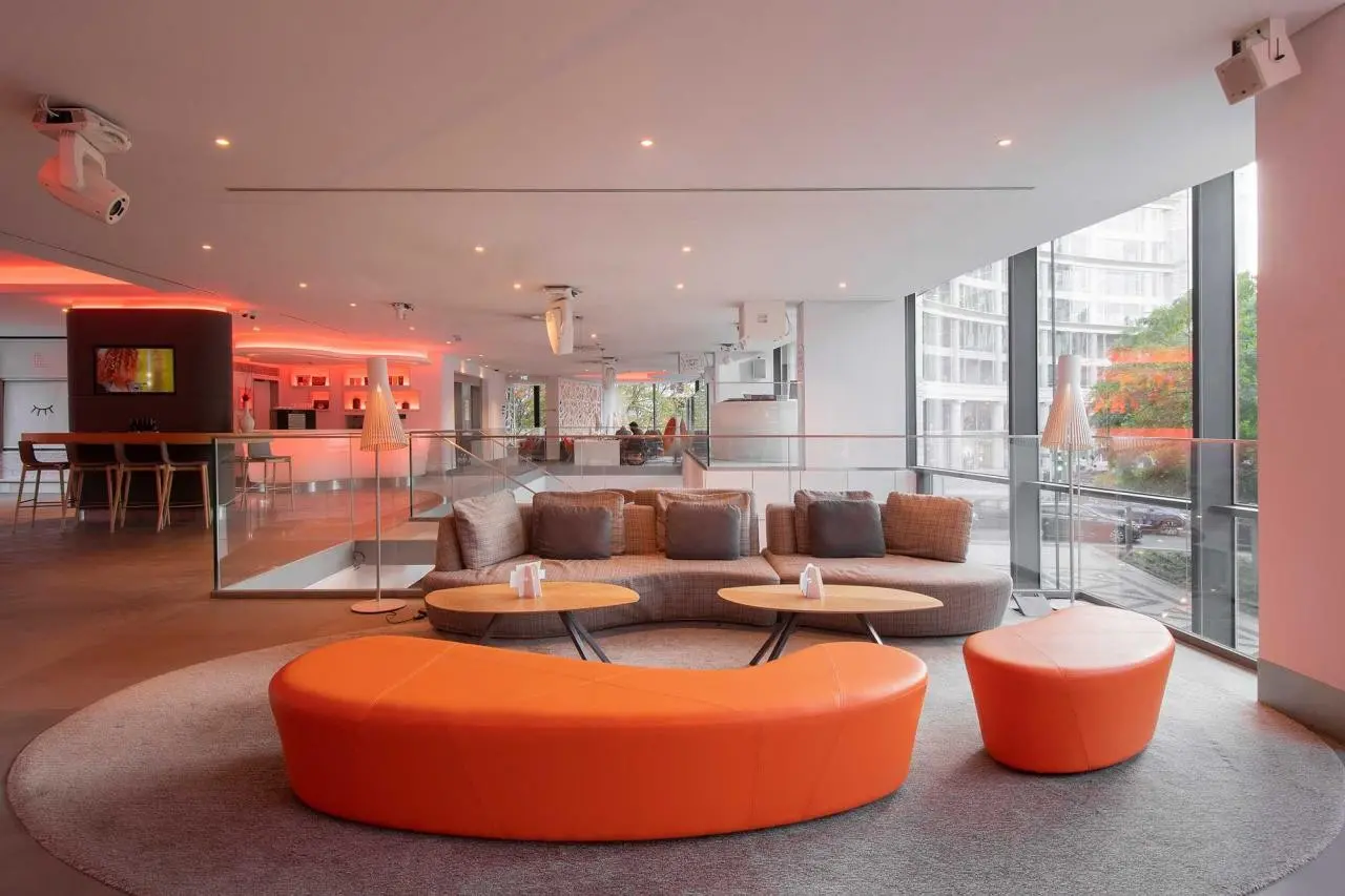 EVOLUTION Lisboa — EVOLUTION LISBOA