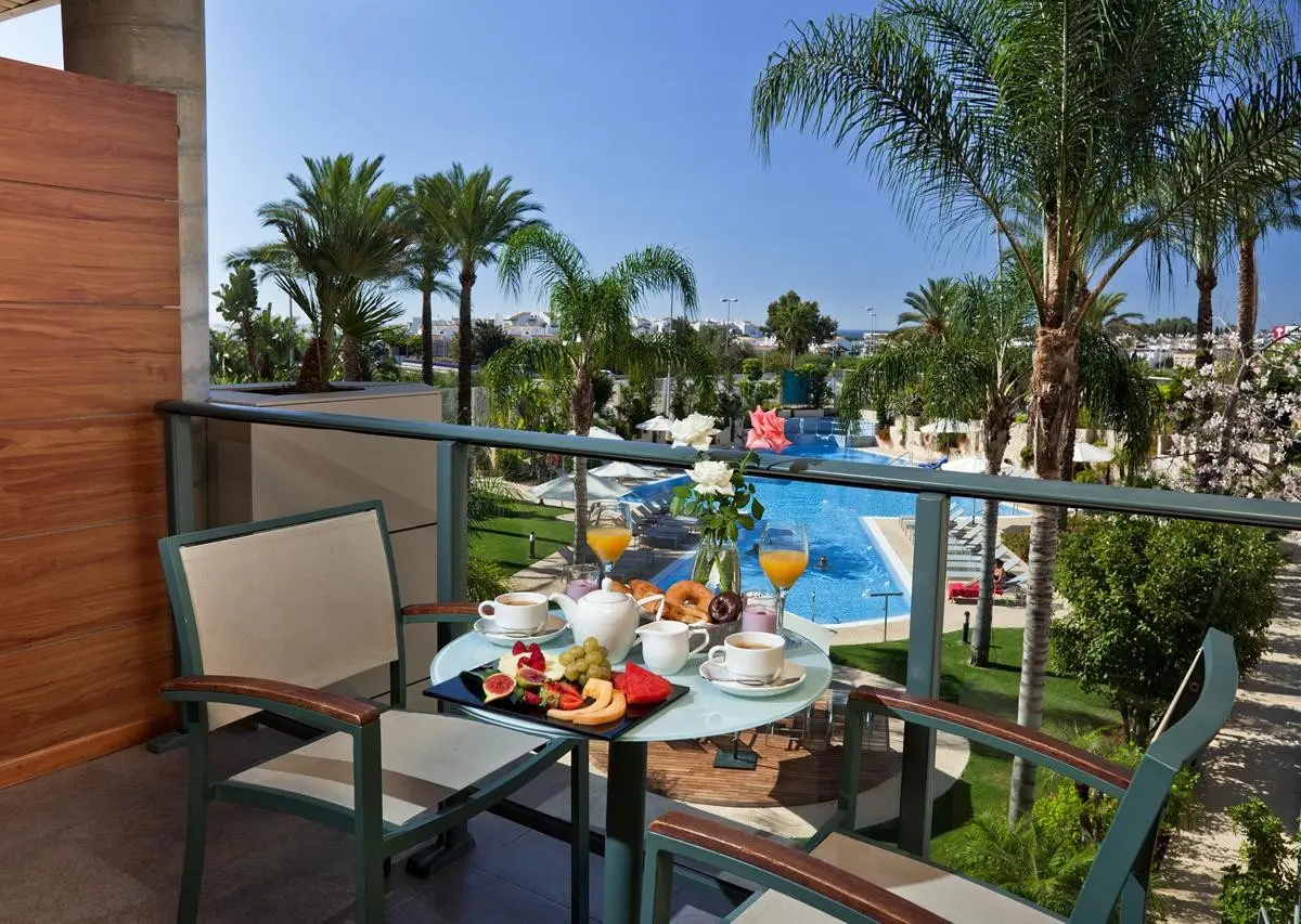 Exe Estepona Thalasso & Spa — EXE ESTEPONA THALASSO SPA