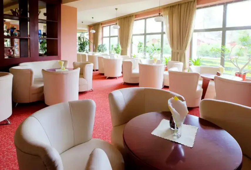Lobby hotelu Geovita Dąbki