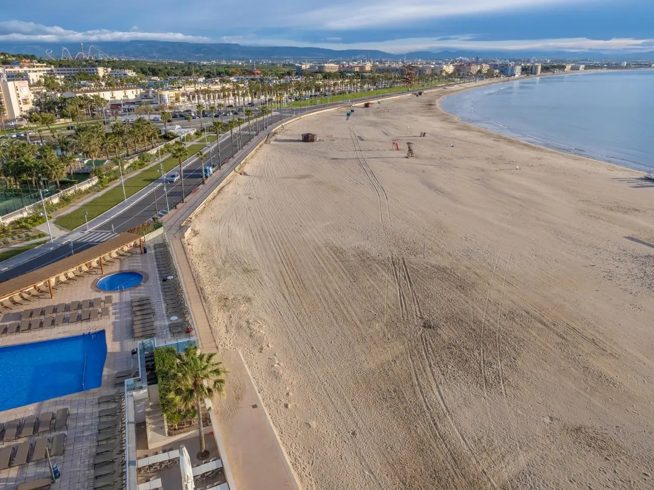 Golden Donaire Beach — GOLDEN DONAIRE BEACH