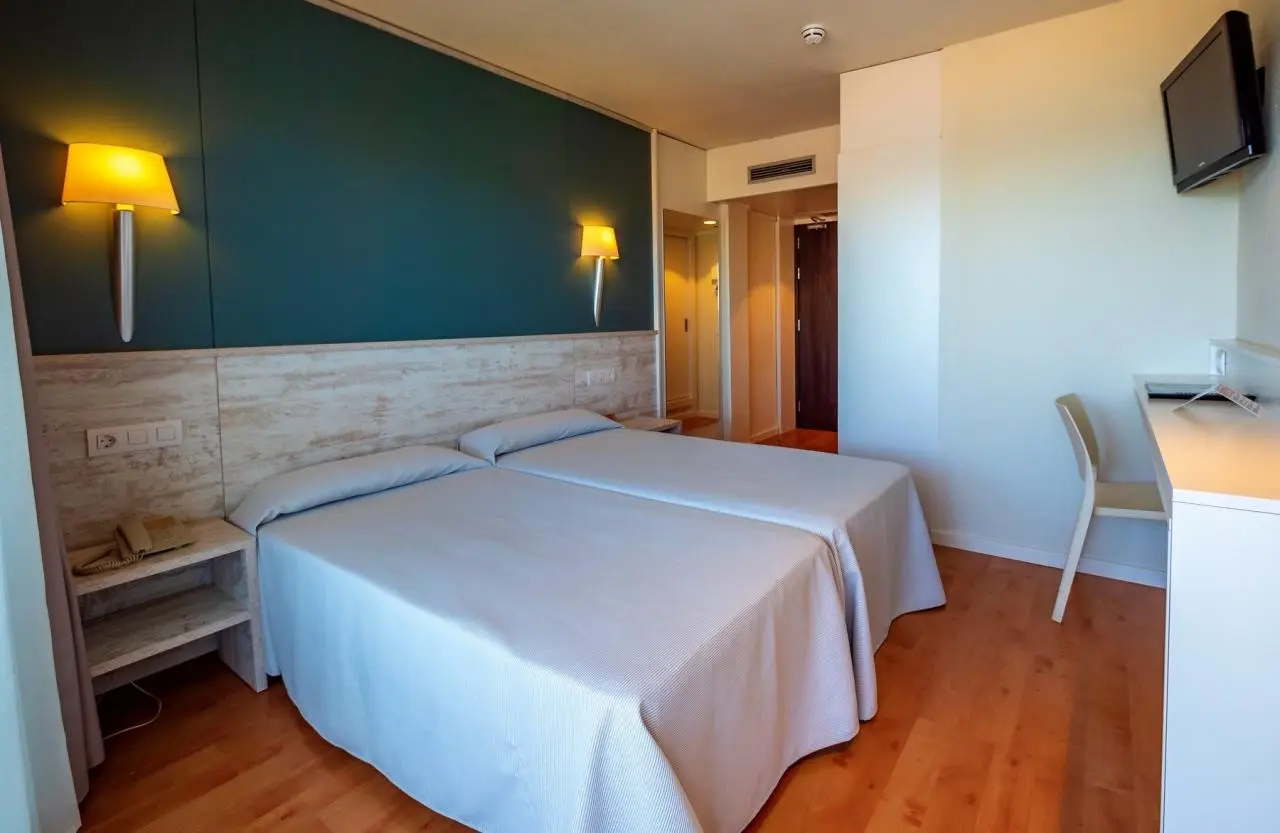 Golden Donaire Beach — GOLDEN DONAIRE BEACH