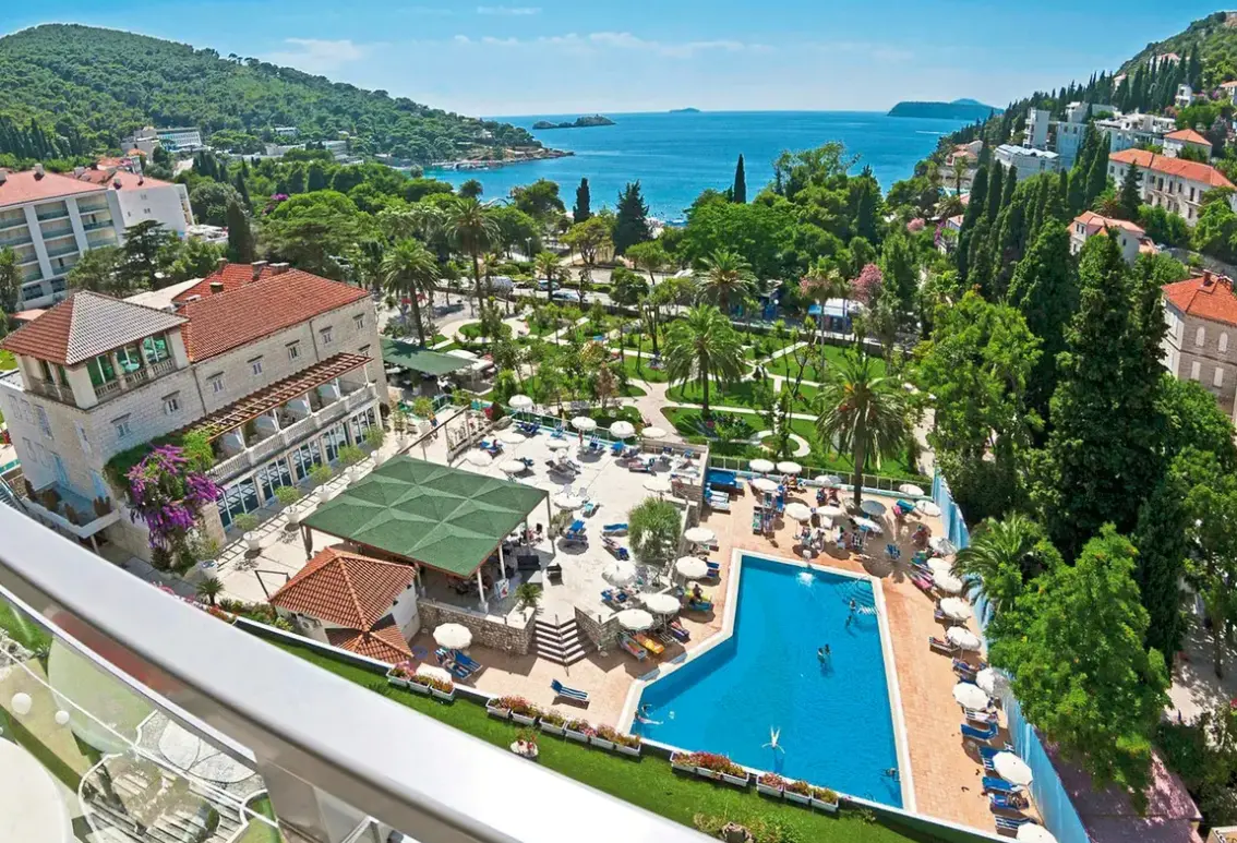 Basen w hotelu Grand Hotel Park