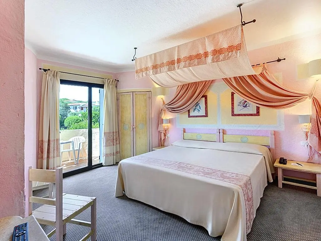 Grand Hotel Smeraldo Beach — GRAND HOTEL SMERALDO BEACH