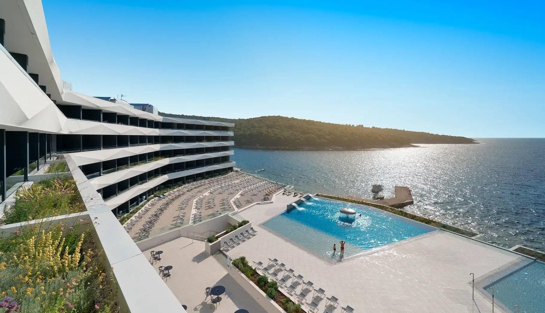 Basen w hotelu Grand Hotel View