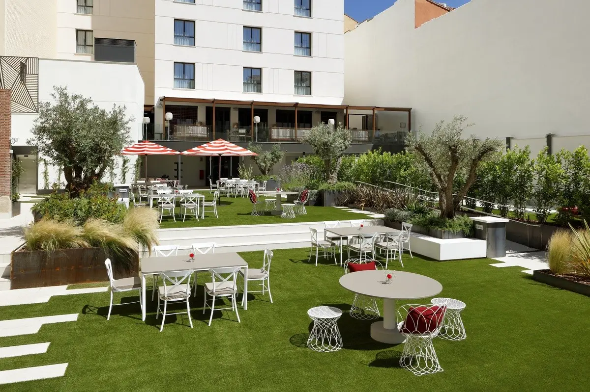 Hard Rock Hotel Madrid — HARD ROCK HOTEL MADRID